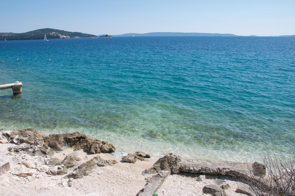 Arka Trogir Apartments - เซเกต วรันยีชา ภายนอก รูปภาพ